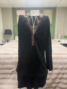 Papillon Blanc Black Long Sleeve Henley Dress with Brown Trim